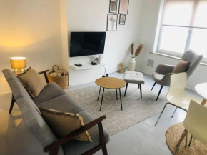 Ground Floor Apartment/Wi-Fi+Free Parking